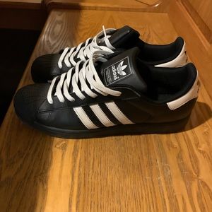 Men’s Adidas Superstar Sneakers